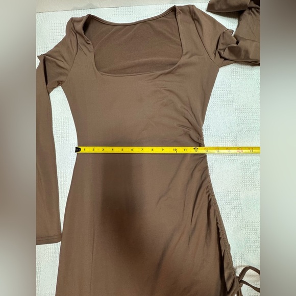Elegant Brown Long Sleeve Dress - Picture 12 of 15